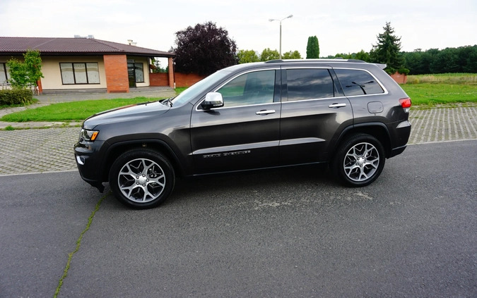 Jeep Grand Cherokee cena 189000 przebieg: 61000, rok produkcji 2020 z Wrocław małe 781